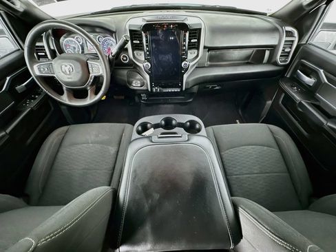 Used 2025 RAM 2500 Big Horn AWD/4WD image 10