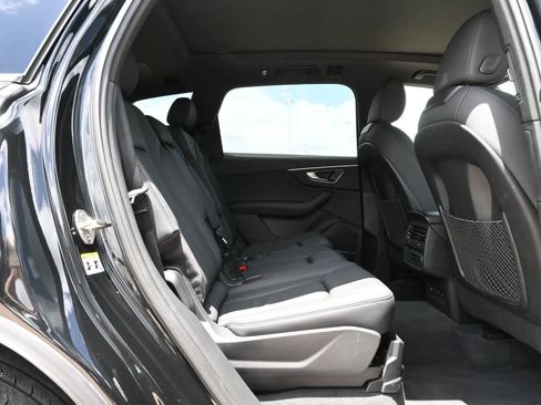 Used 2022 Audi Q7 3.0T Premium Plus AWD/4WD image 22