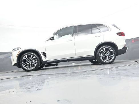 Used 2026 BMW X5 xDrive40i w/ Premium Package AWD/4WD image 35
