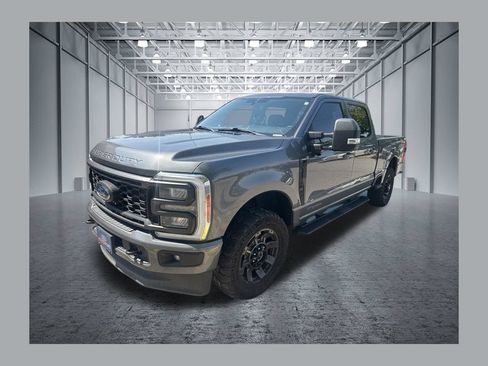 Used 2023 Ford F250 Lariat w/ Sport Appearance Package AWD/4WD image 1