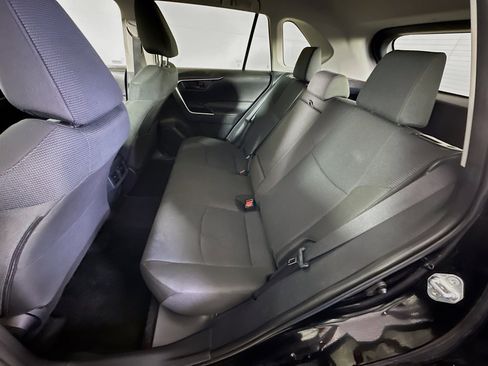 Used 2024 Toyota RAV4 LE image 27