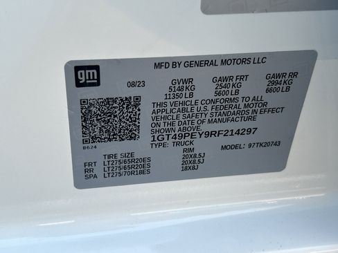 Used 2024 GMC Sierra 2500 AT4 image 29