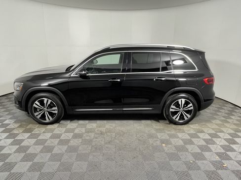 Certified 2025 Mercedes-Benz GLB 250 image 2