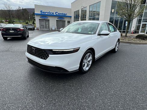 New 2025 Honda Accord LX image 8