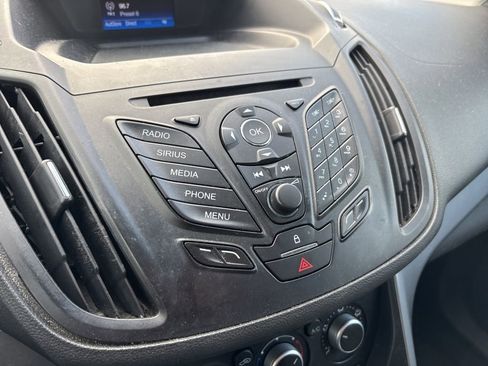 Used 2016 Ford Escape SE w/ SE Cold Weather Package image 25