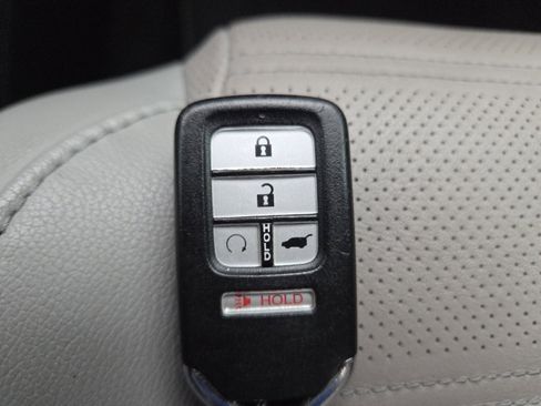 Certified 2022 Honda CR-V Touring image 35