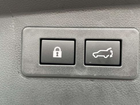 Certified 2025 Subaru Outback Touring XT w/ Tech Package 2 image 11