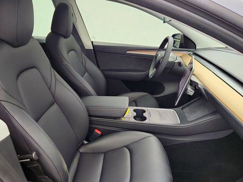 Used 2023 Tesla Model Y AWD image 28