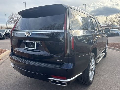 Certified 2022 Cadillac Escalade Luxury image 5