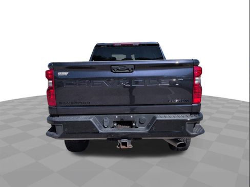 Certified 2024 Chevrolet Silverado 2500 Custom w/ Custom Value Package image 11