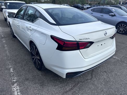 Used 2019 Nissan Altima 2.5 SR image 4