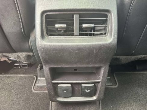 Used 2019 Ford Edge SEL w/ Equipment Group 201A AWD/4WD image 17
