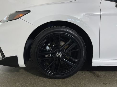Certified 2025 Toyota Camry SE FWD image 11