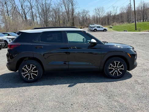 Certified 2023 Chevrolet TrailBlazer ACTIV w/ Convenience Package AWD/4WD image 7