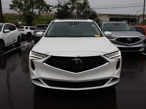 Used 2024 Acura MDX SH-AWD w/ Technology Package image 2