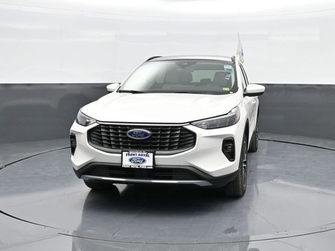 New 2025 Ford Escape SE image 3