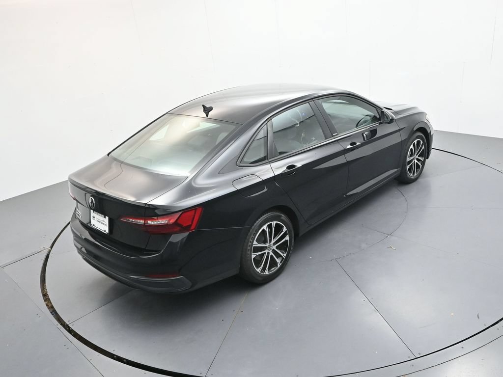 Used 2024 Volkswagen Jetta Sport FWD image 29