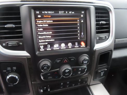 Used 2014 RAM 2500 Limited image 28