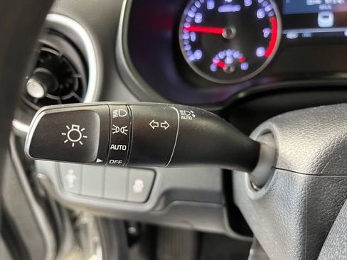 Used 2022 Kia Forte LXS image 22