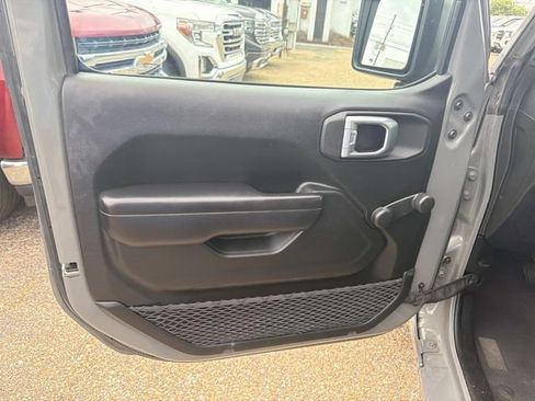 Used 2020 Jeep Wrangler Unlimited Sport AWD/4WD image 24