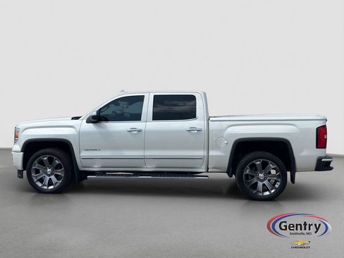 Used 2015 GMC Sierra 1500 Denali w/ Driver Alert Package AWD/4WD image 3