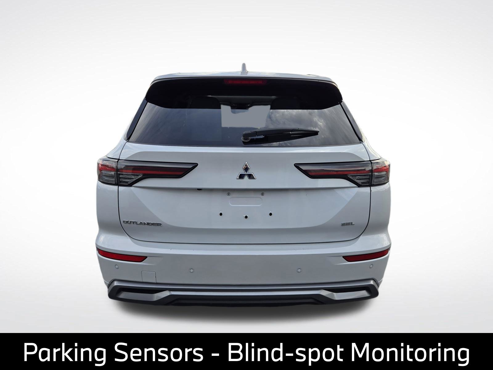 Used 2025 Mitsubishi Outlander SEL FWD image 6