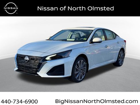 New 2025 Nissan Altima 2.5 SL image 1