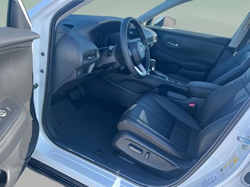 New 2026 Honda HR-V EX-L image 11