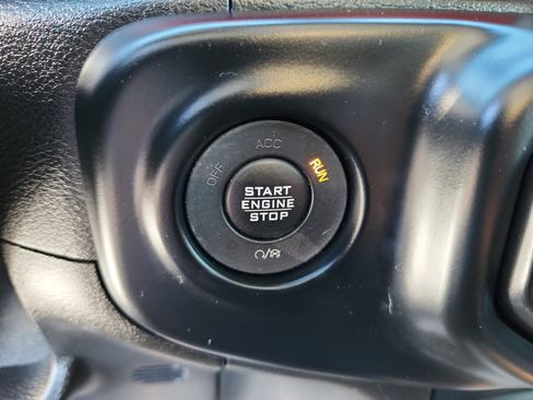 Used 2019 Jeep Wrangler Rubicon image 30