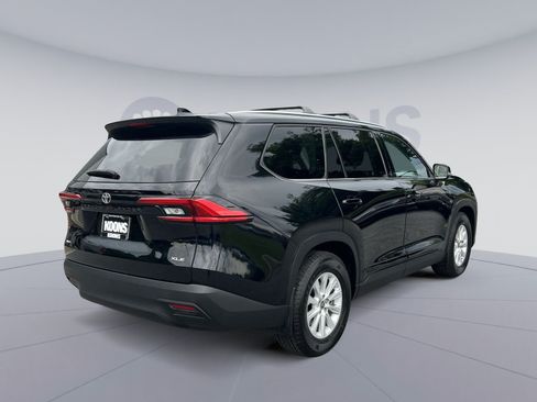 Used 2024 Toyota Grand Highlander AWD image 7