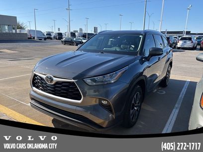 Used 2020 Toyota Highlander XLE