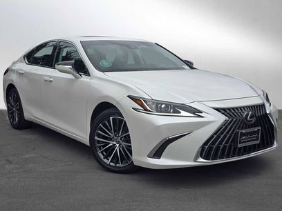 Used 2022 Lexus ES 250 w/ Premium Package