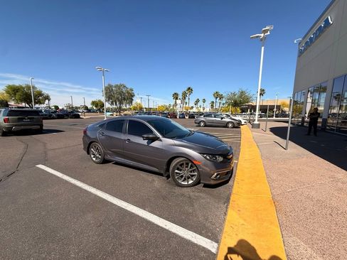 Used 2021 Honda Civic EX image 8