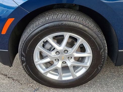 Used 2023 Chevrolet Equinox LT image 16