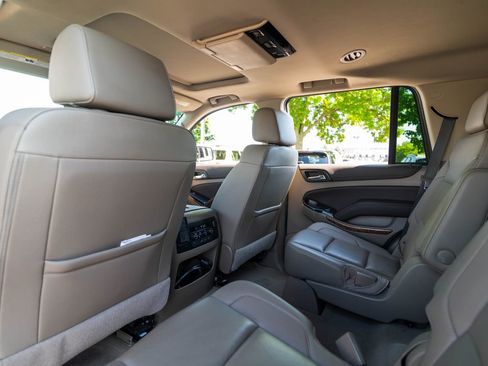 Used 2020 Chevrolet Tahoe Premier AWD/4WD image 18