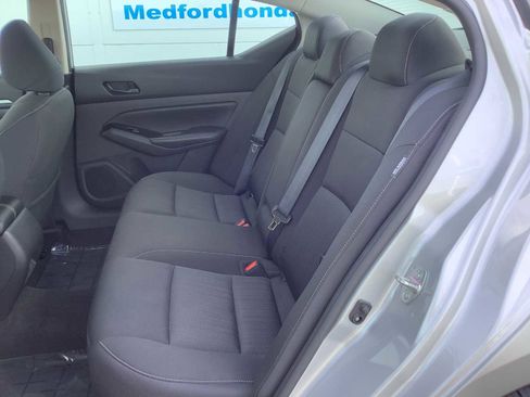 Used 2023 Nissan Altima 2.5 SV image 12