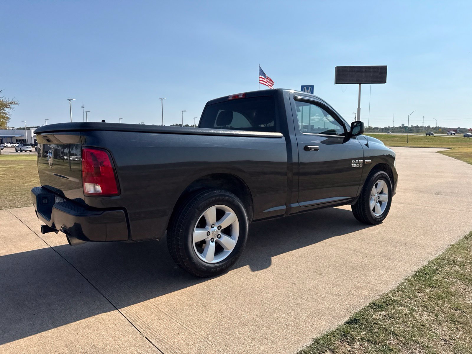 Used 2013 RAM 1500 Express RWD image 13