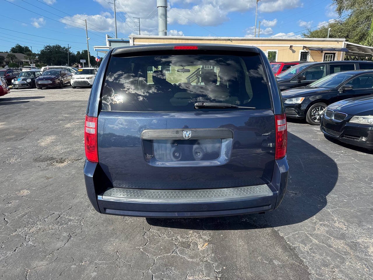 Used 2009 Dodge Grand Caravan SE w/ Climate Group FWD image 7