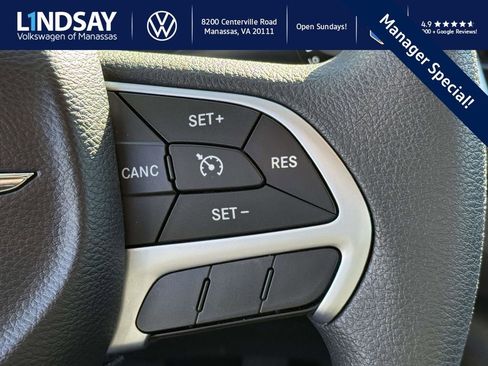 Used 2015 Chrysler 200 Limited image 17