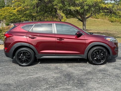 Used 2016 Hyundai Tucson SE image 3