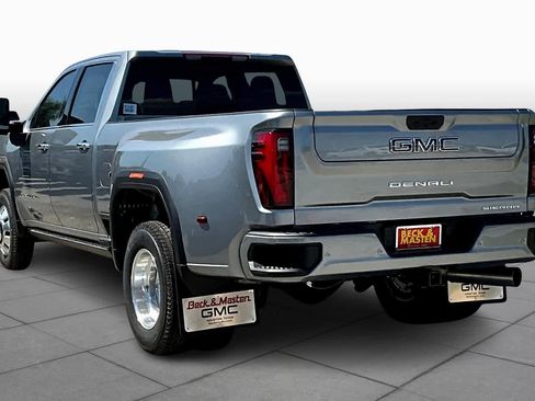 Used 2025 GMC Sierra 3500 Denali Ultimate image 7