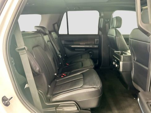 Used 2019 Ford Expedition Limited w/ Equipment Group 301A AWD/4WD image 21