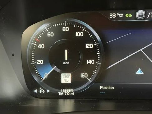 Used 2016 Volvo XC90 T6 Momentum w/ Protection Package Plus image 18