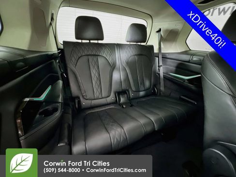 Used 2019 BMW X7 xDrive40i w/ Premium Package AWD/4WD image 16