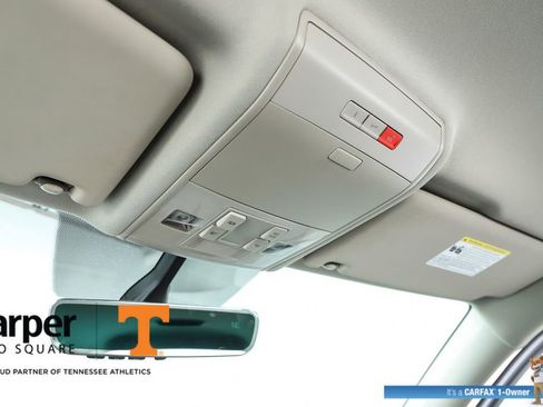 Used 2022 Volkswagen Atlas SE image 64