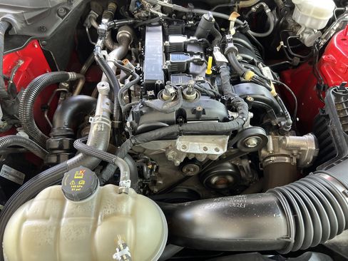 Used 2023 Ford Mustang Premium RWD image 33