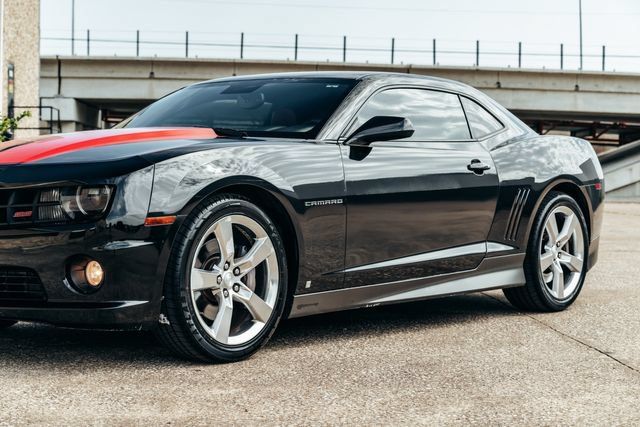 Used 2010 Chevrolet Camaro SS w/ LPO, Ground Effects Package RWD image 57