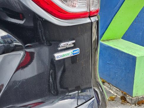 Used 2014 Ford Escape SE AWD/4WD image 9