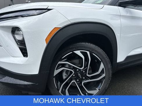 Used 2024 Chevrolet TrailBlazer RS AWD/4WD image 7