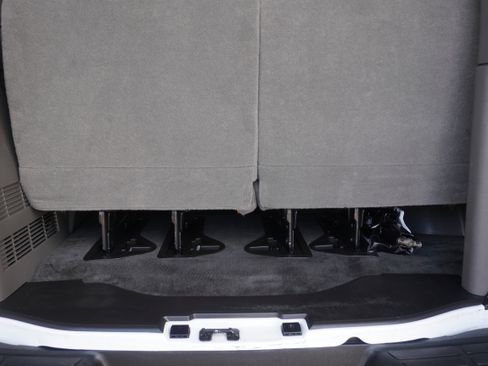 Used 2017 Chevrolet Express 3500 LT w/ LT Preferred Equipment Group image 21